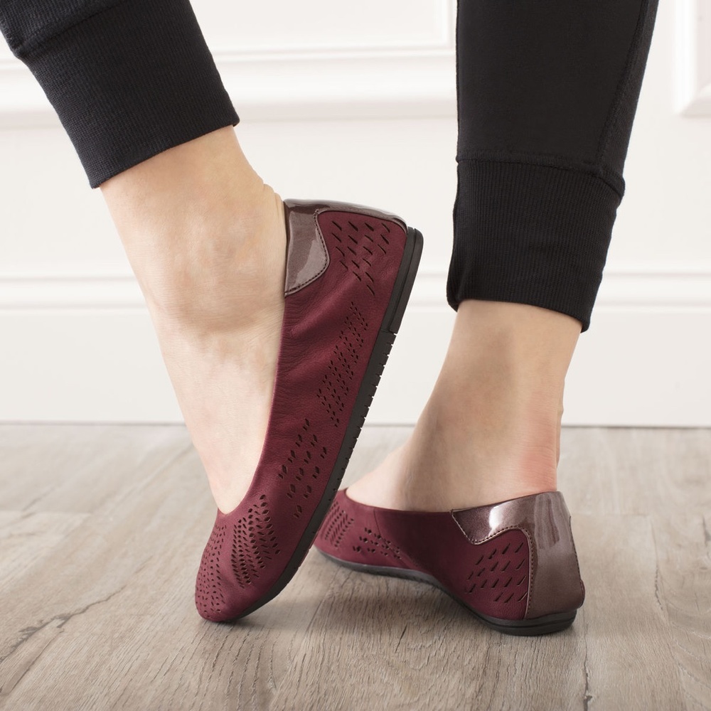 Foot Petals Cami Ballet Flat Leather Maroon Wine Merlot Cushionology